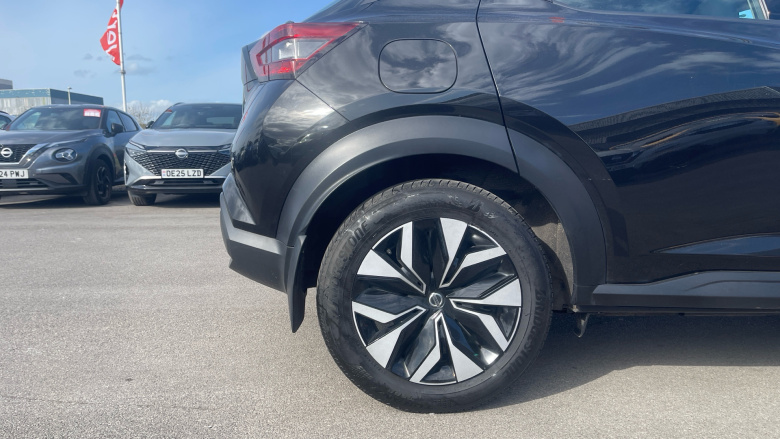 Nissan Juke 1.0 DiG-T 114 Acenta 5dr Petrol Hatchback
